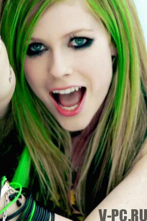 Avril Lavigne Grünes Haar